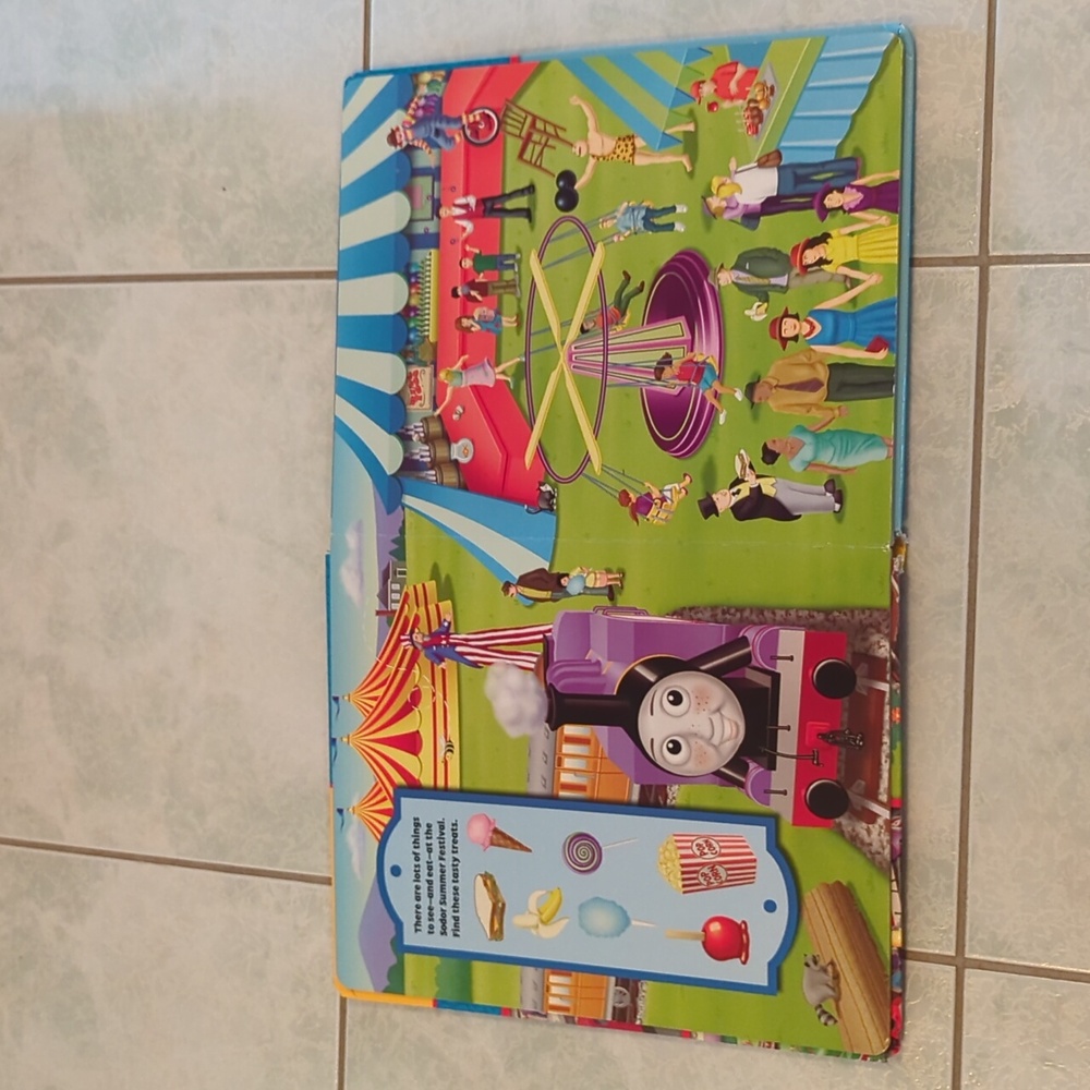 ⭐️ 5/ $25 Thomas and Friends look and find book - Picture 5 of 12